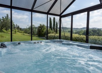 vasca idro vista est.jpg - Casale Via di Montecarlo 59, Lucca - foto 12