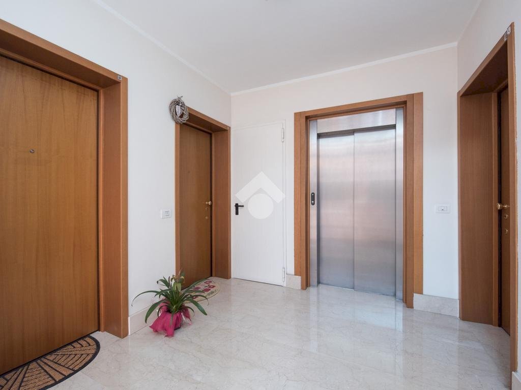 Three-room apartment Corso Guercino, Cento - photo 3