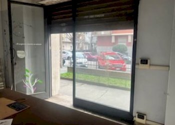 Negozio Via Albenga, 15/A, Torino - foto 2