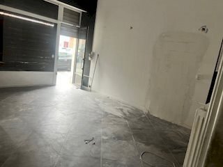 Negozio Via Arnaldo Da Brescia, 47, Torino - foto 3