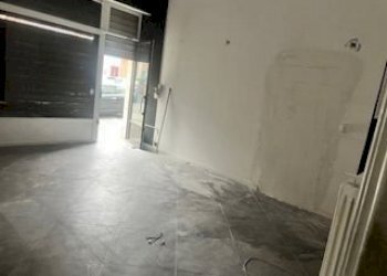 Negozio Via Arnaldo Da Brescia, 47, Torino - foto 3