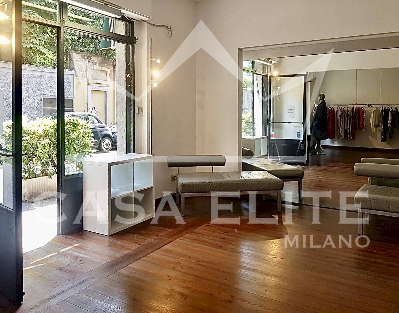 Commercial Premises Milano - photo 1