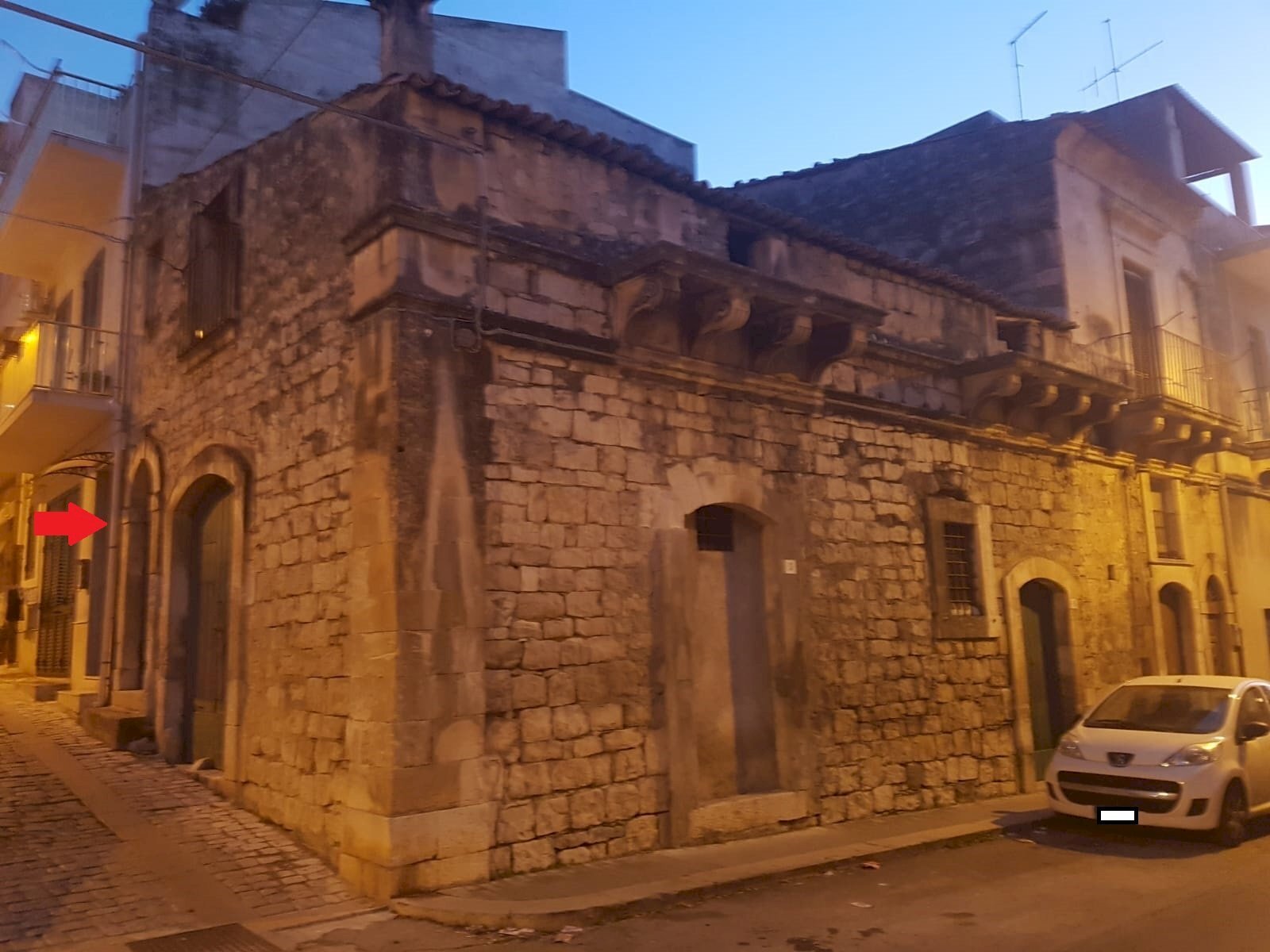 Casa indipendente VIA ROSOLINO PILO ANG. VIA BIXIO, Scicli - foto 3