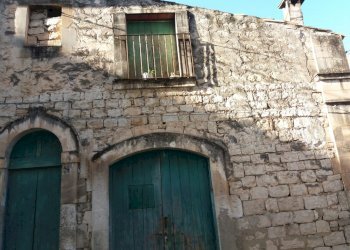 Casa indipendente VIA ROSOLINO PILO ANG. VIA BIXIO, Scicli - foto 2