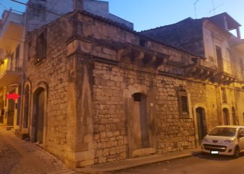 Casa indipendente VIA ROSOLINO PILO ANG. VIA BIXIO, Scicli - foto 3