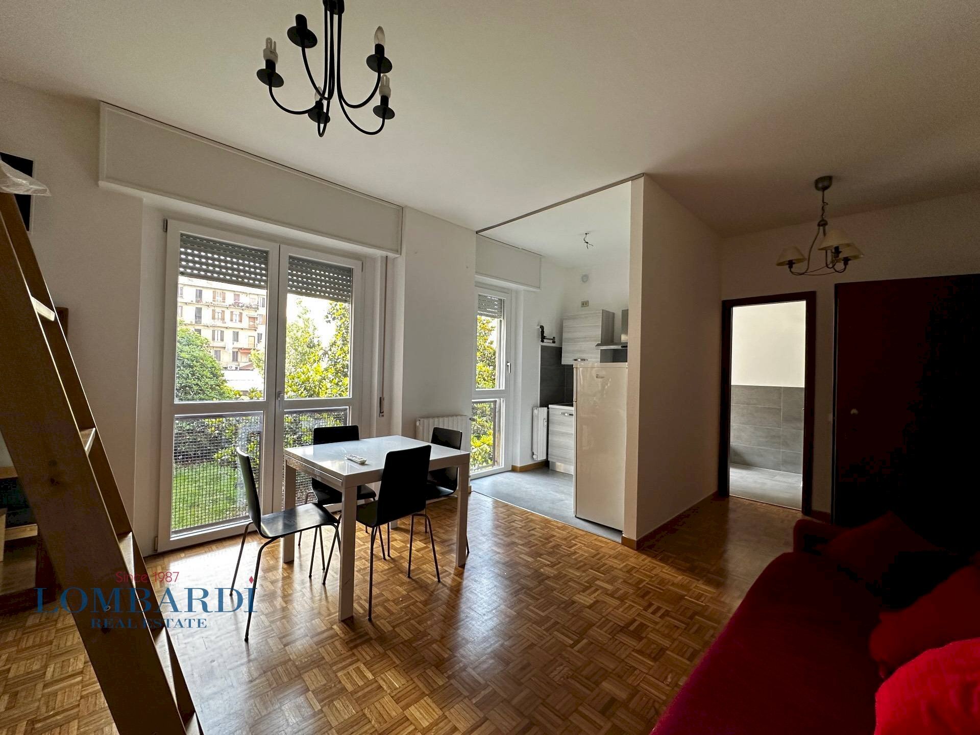 One-room apartment Via Andrea Maffei, Milano - photo 3