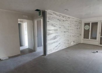 Stanza non arredata - Ufficio via Luciano Manara, 5, Pomezia - foto 8