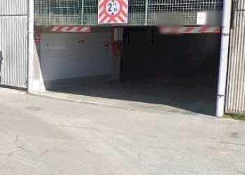 Posto macchina - Box via Emilio Salgari, 465, Genova (zona Pegli) - foto 1