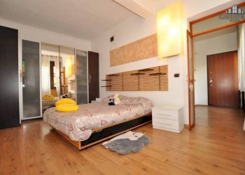 Camera da letto - Three-room apartment via Massimo d'Azeglio, 116, Castellamonte - photo 12