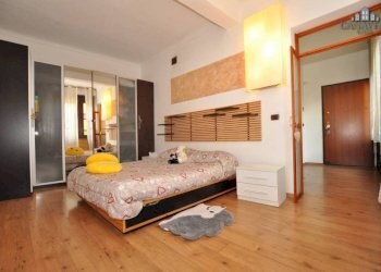 Camera da letto - Three-room apartment via Massimo d'Azeglio, 116, Castellamonte - photo 13