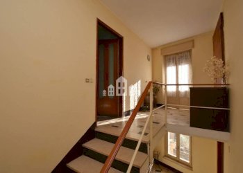 Interno palazzo - Casa indipendente via Garibaldi, 2, Brosso - foto 19