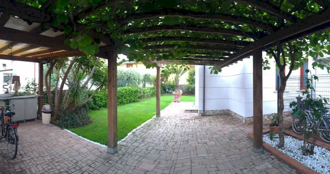 IMG-20240122-WA0007.jpg - Appartamento Luni - foto 1