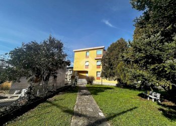 Appartamento Via bellegoni, Sarzana - foto 1