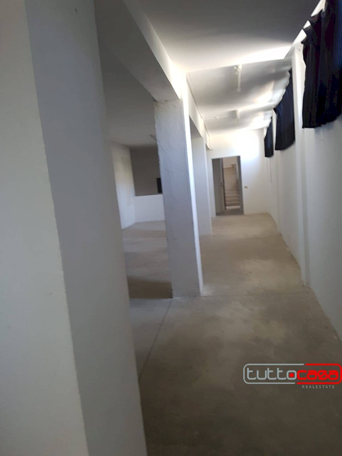 Locale Commerciale VIA COLOMBO, Scicli - foto 2