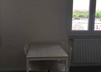 Stanza arredata - Two-room apartment via San Donato, 51, Bologna (neighborhood San Donato) - photo 7