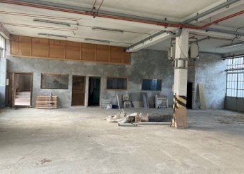 AMBIENTE - Capannone Torre Pellice - foto 4