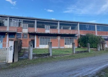 FACCIATA - Capannone Torre Pellice - foto 9