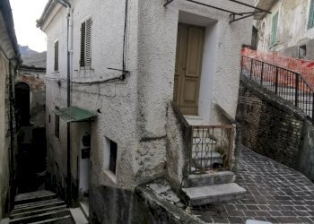 IMG_20231124_160534.jpg - Casa indipendente Via San Rocco, Farindola - foto 1