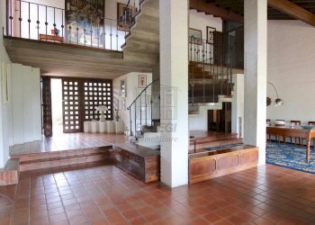 vendesi villa anni 70 con giardino privato capanno - Villa Via della Chiesa di Gragnano, Capannori - foto 15