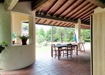 vendesi villa anni 70 con giardino privato capanno - Villa Via della Chiesa di Gragnano, Capannori - foto 6