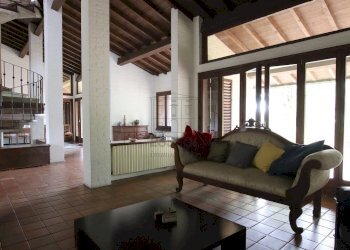 vendesi villa anni 70 con giardino privato capanno - Villa Via della Chiesa di Gragnano, Capannori - foto 7