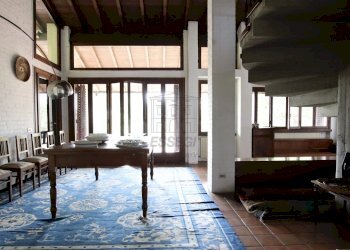 vendesi villa anni 70 con giardino privato capanno - Villa Via della Chiesa di Gragnano, Capannori - foto 17