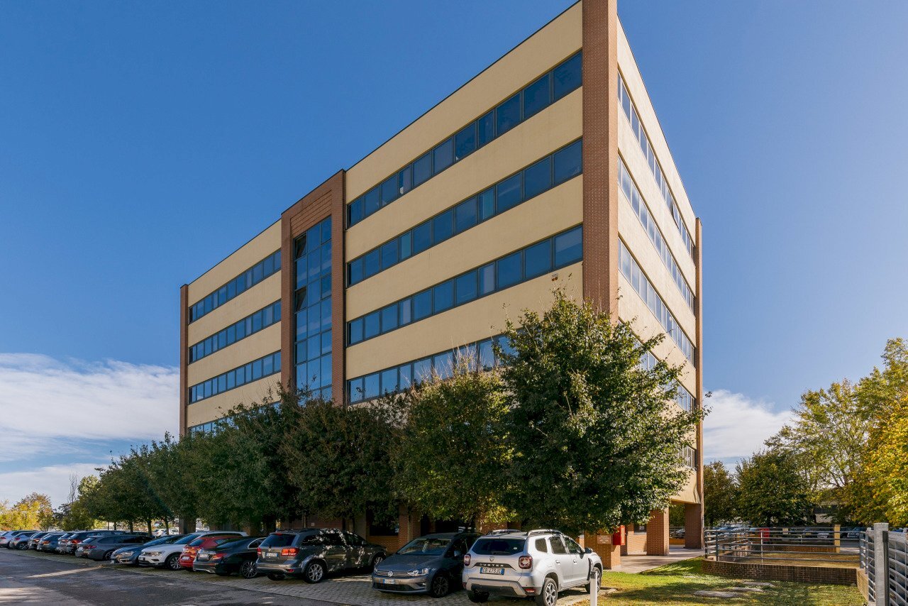 Imm. Castelmaggiore Bologna Via Brini 45-46.jpg - Office Via Giuseppe Brini 45, Bologna - photo 2