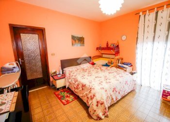 Two-room apartment Vicolo pavonesche, Bosconero - photo 11