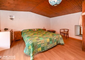 Camera da letto - Portion of a house via Maestra, 22, Rorà - photo 32