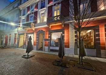 Facciata - Cafeteria - Cold Bar via Gaetano Donizetti, 4, Varese - photo 2