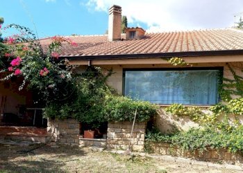 WhatsApp-Image-2022-10-05-at-12.21.43-2.jpeg - Villa Viale L. Monaco 111, Caltanissetta - foto 15