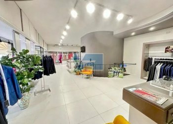 Negozio Corso Savoia, Rosolini - foto 2