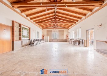 Commercial Premises Villafalletto - photo 1