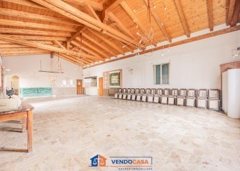 Commercial Premises Villafalletto - photo 2