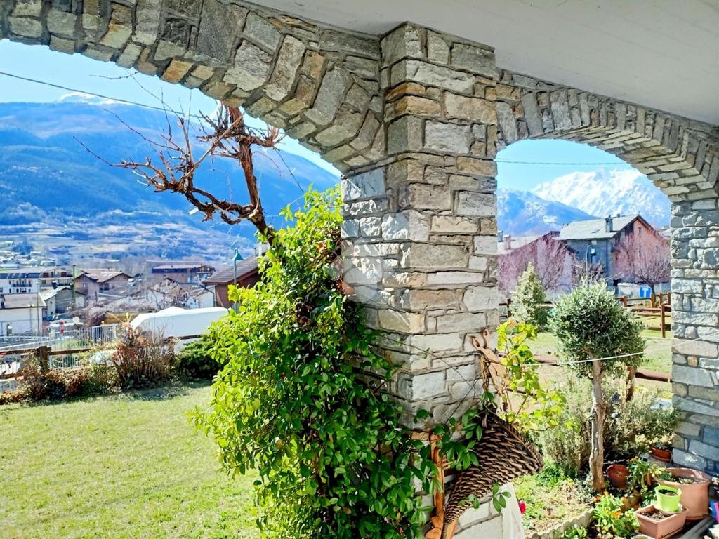 Portion of a house Frazione Poinsod, Sarre - photo 3