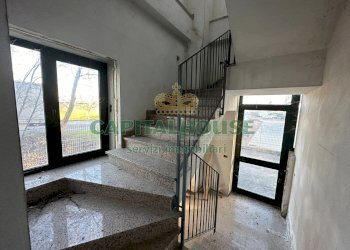 Capannone Cento - foto 21