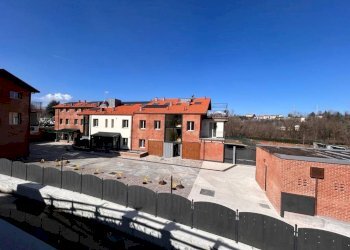 FACCIATA ESTERNA - Appartamento via Basse Sant'Anna, Cuneo (zona Centro) - foto 2