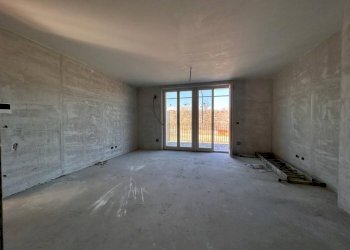 Stanza non arredata - Appartamento via Basse Sant'Anna, Cuneo (zona Centro) - foto 6