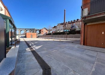 FACCIATA ESTERNA - Appartamento via Basse Sant'Anna, Cuneo (zona Centro) - foto 9