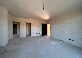 Stanza non arredata - Appartamento via Basse Sant'Anna, Cuneo (zona Centro) - foto 12