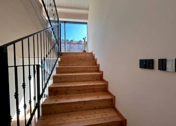 Interno palazzo - Appartamento via Basse Sant'Anna, Cuneo (zona Centro) - foto 17