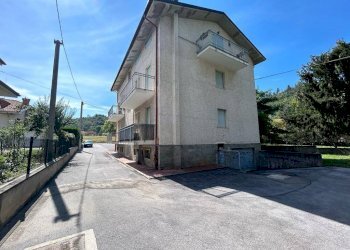 FACCIATA ESTERNA - Two-room apartment via Circonvallazione Mombrisone, 48, Chiusa di Pesio - photo 1