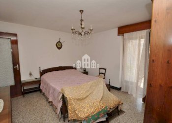 Camera da letto - Casa indipendente Borgata Pianseretto, 5, Pont-Canavese - foto 15
