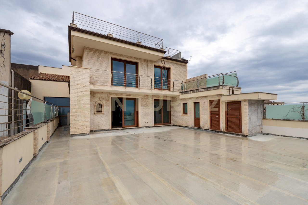 Via Lorenzo Maddem 71 Acireale (36).jpg - Appartamento Via Lorenzo Maddem 67, Acireale - foto 1