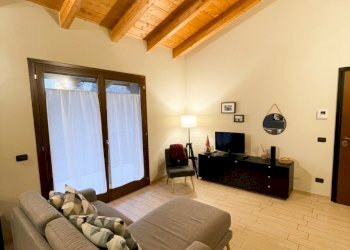 Zona giorno - Appartamento via Prevosa 18, Albiolo - foto 3