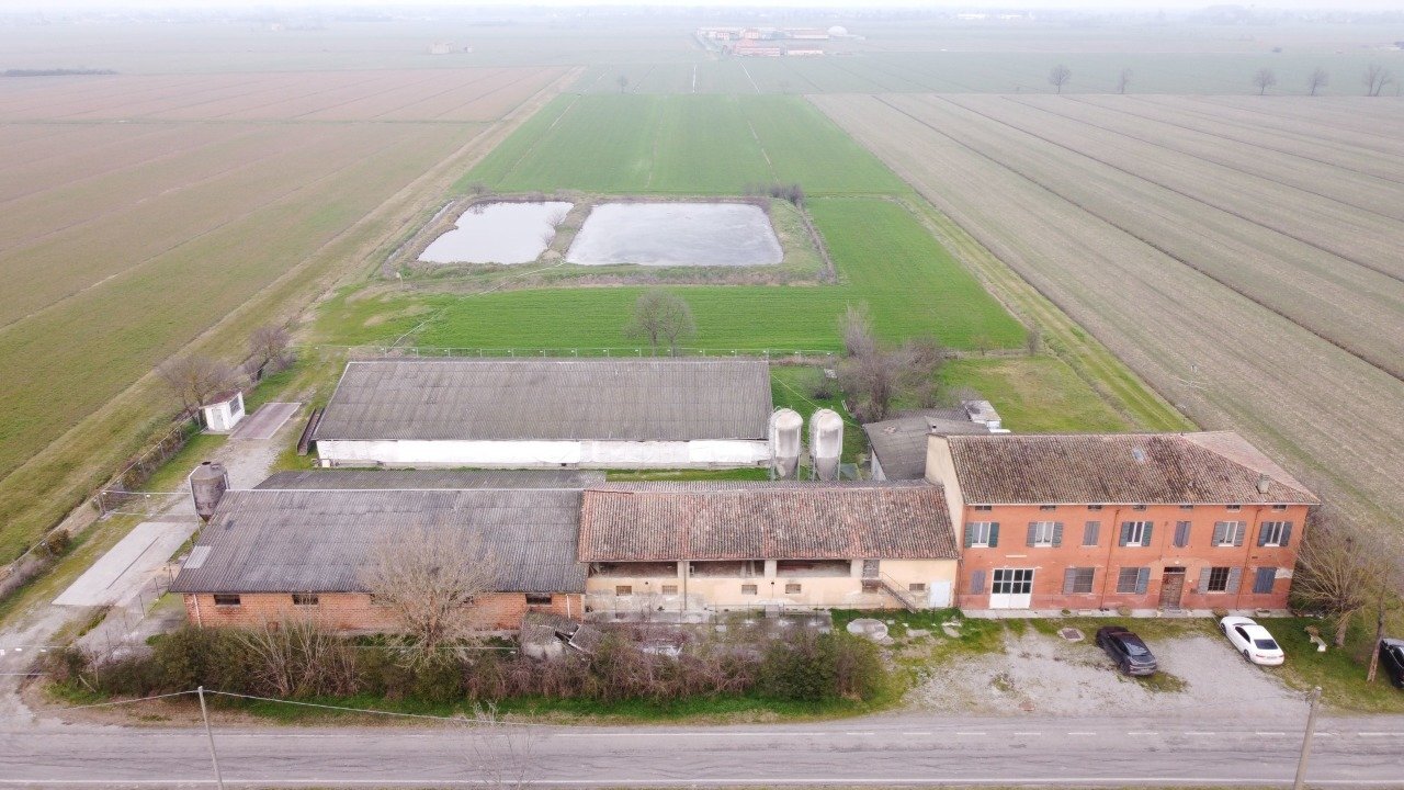 DJI_0794.jpg - Azienda agricola Via al Serraglio 35, Colorno - foto 1