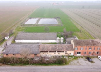 DJI_0794.jpg - Farm Via al Serraglio 35, Colorno - photo 1