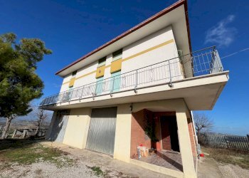 Independent house Monterubbiano - photo 4