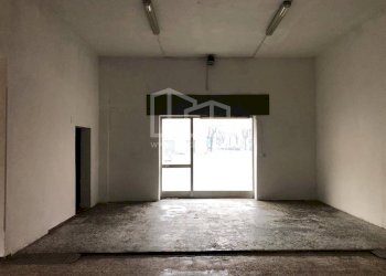 Attività Commerciale via Cavour, Robecco d'Oglio - foto 1