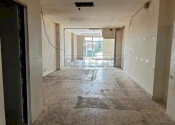 WhatsApp Image 2024-02-29 at 08.55.02 (6).jpeg - Locale Commerciale VIA FILIPPO PALADINI 20, Caltanissetta - foto 5